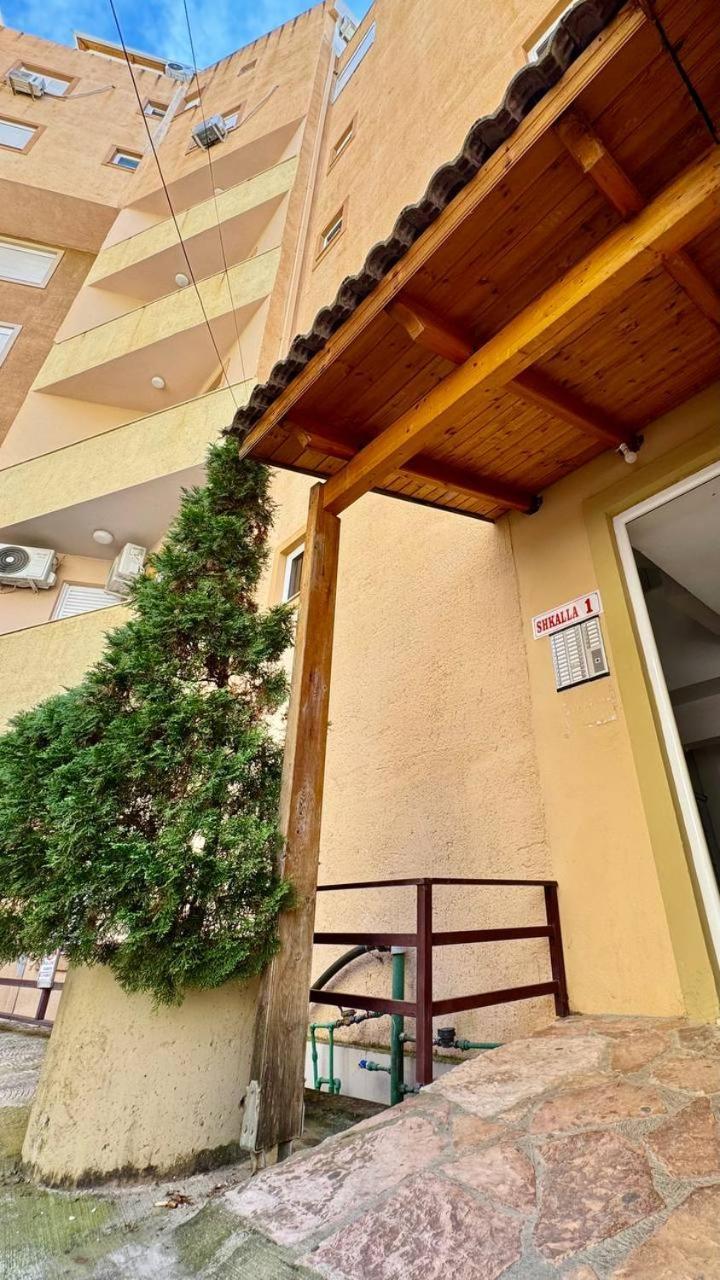 Del Mar Sea View Apartment Sarandë Buitenkant foto