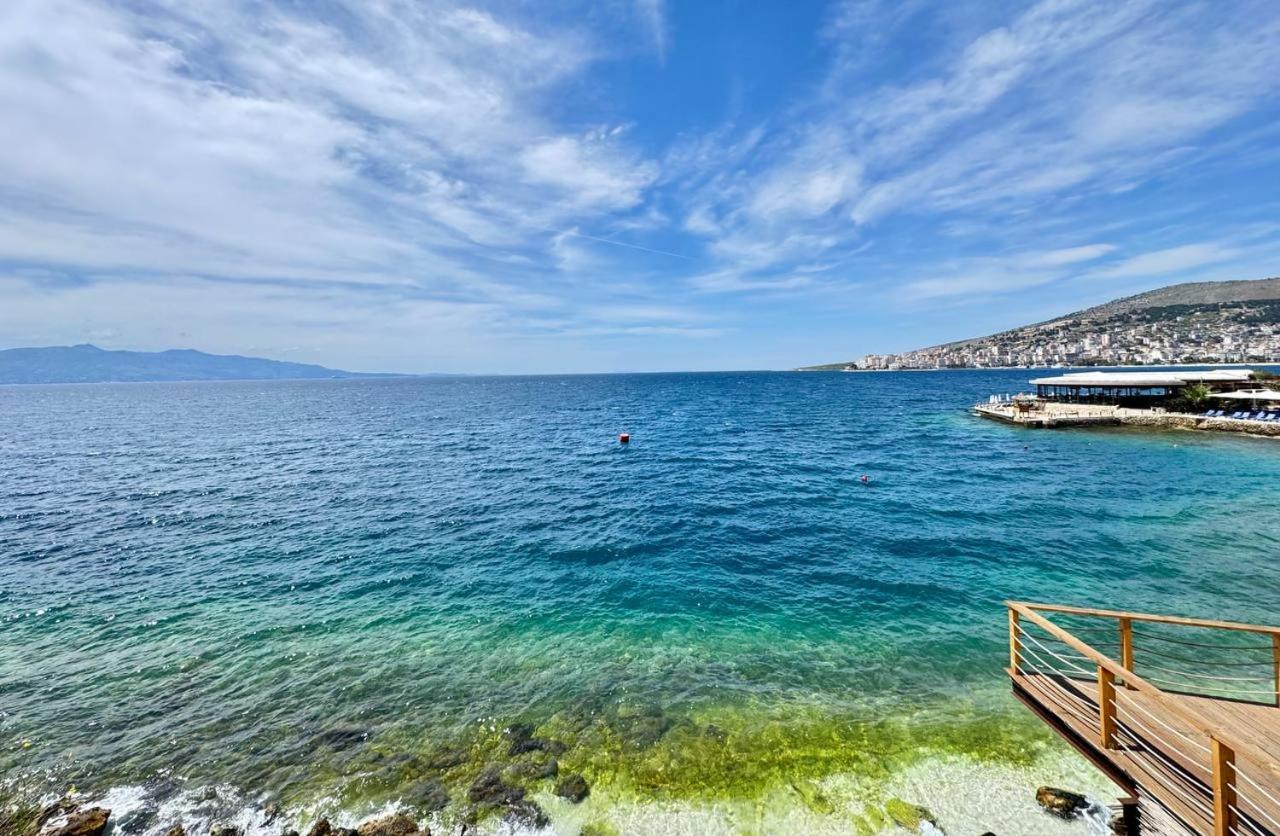 Del Mar Sea View Apartment Sarandë Buitenkant foto