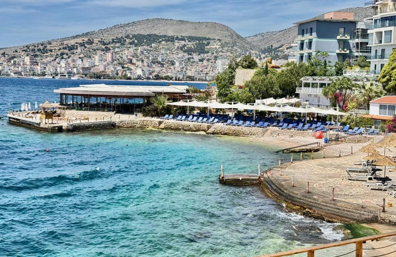 Del Mar Sea View Apartment Sarandë Buitenkant foto